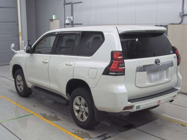TOYOTA LAND CRUISER PRADO 2018