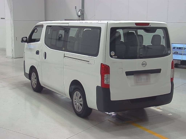 NISSAN CARAVAN 2020
