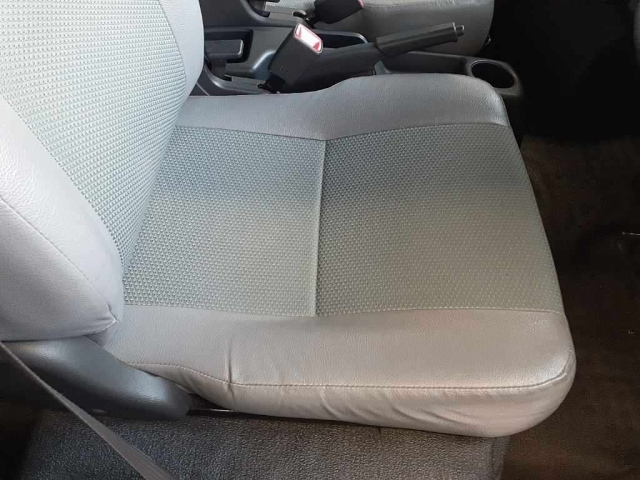 TOYOTA TOWN ACE VAN 2017