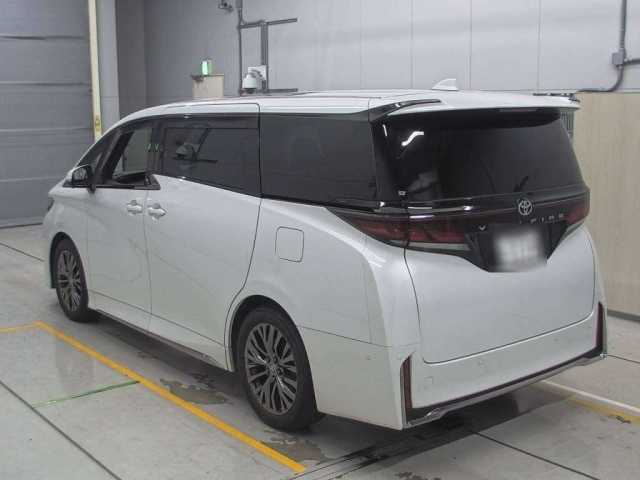 TOYOTA VELLFIRE 2023
