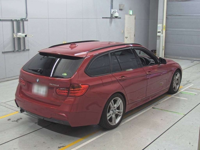 BMW 3 SERIES 2013