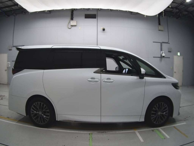 TOYOTA VELLFIRE 2023