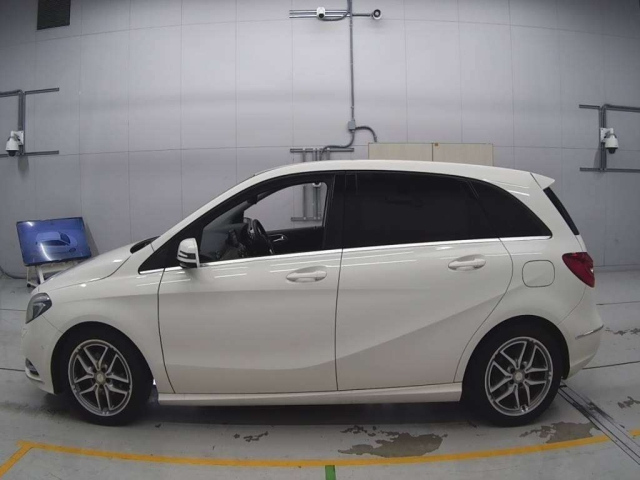 MERCEDES BENZ B CLASS 2013