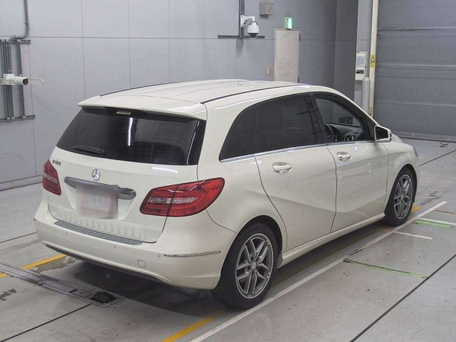 MERCEDES BENZ B CLASS 2013