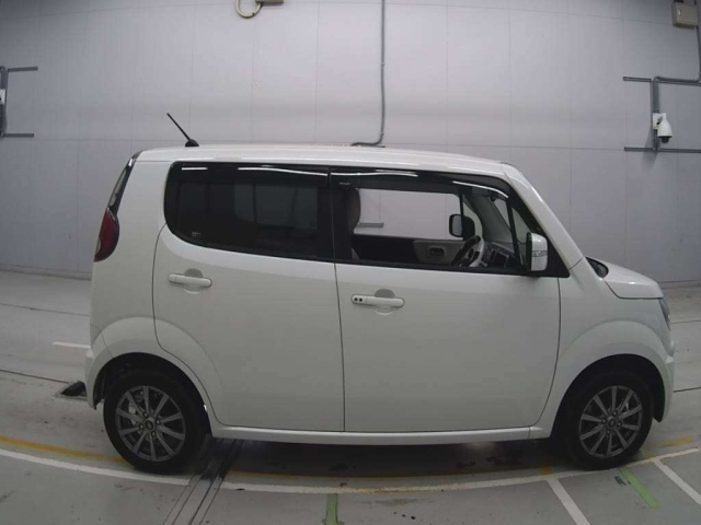 SUZUKI MRWAGON 2012