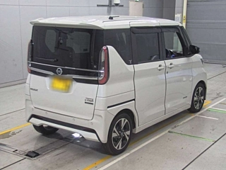 NISSAN ROOX 2021