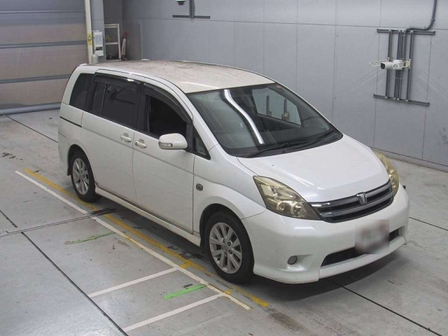 TOYOTA ISIS 2008