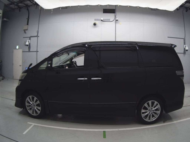 TOYOTA VELLFIRE 2012