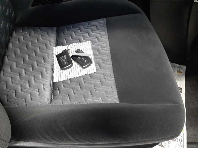 TOYOTA ALPHARD 2017