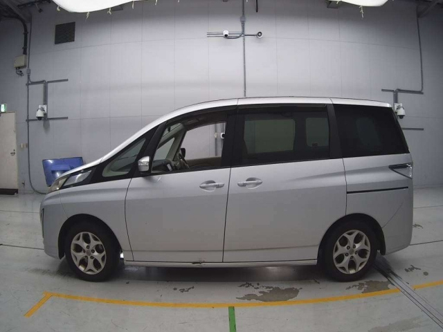 MAZDA BIANTE 2009