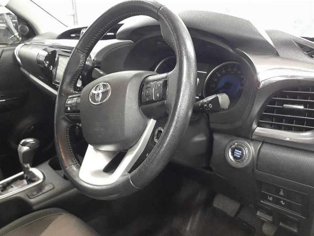 TOYOTA HILUX 2018