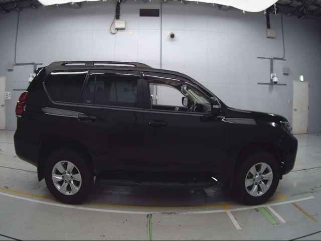 TOYOTA LAND CRUISER PRADO 2020