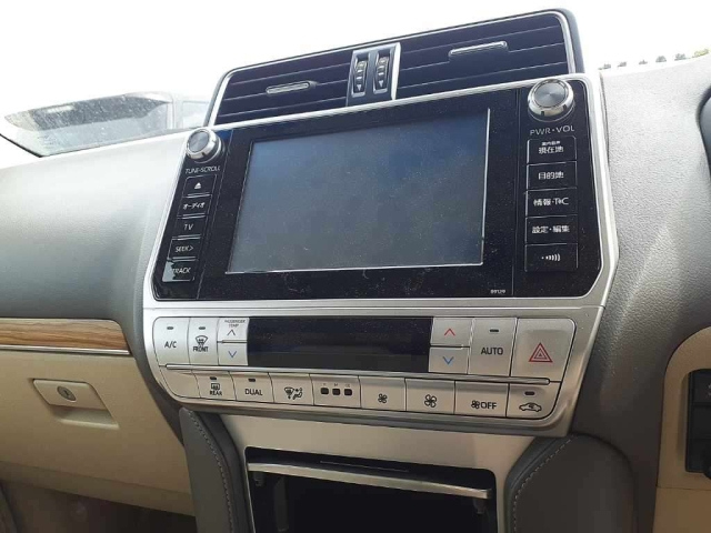 TOYOTA LAND CRUISER PRADO 2018
