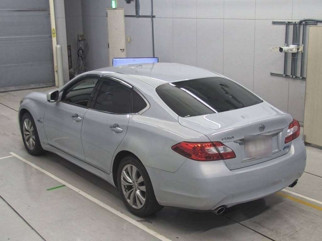NISSAN FUGA 2013