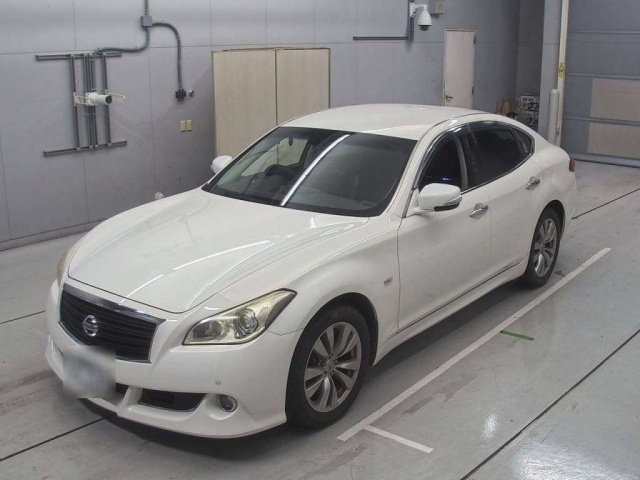 NISSAN FUGA 2012