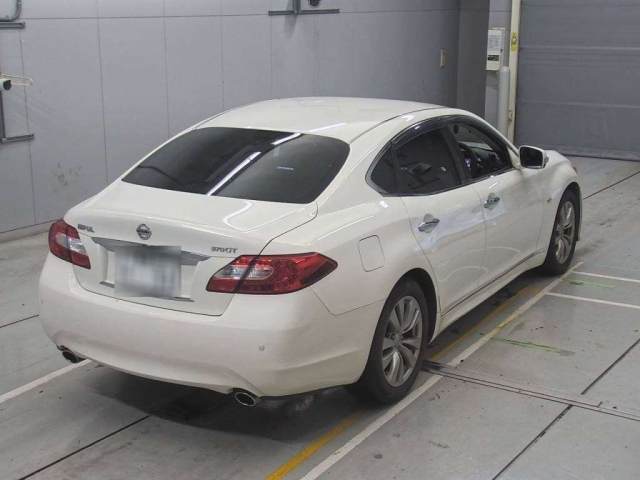 NISSAN FUGA 2012