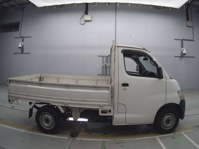 TOYOTA TOWN ACE TRUCK 2013