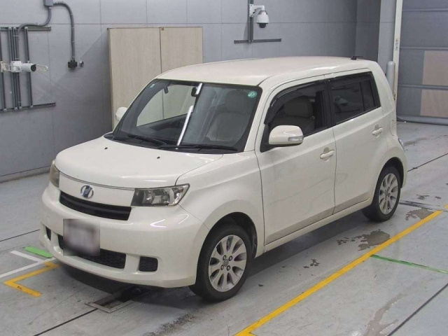TOYOTA BB 2009