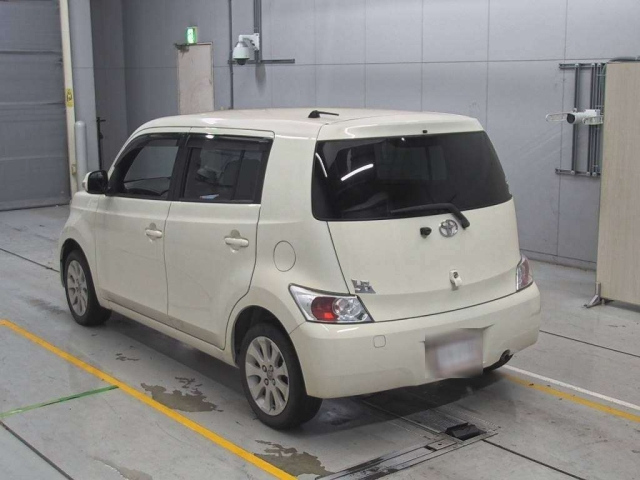 TOYOTA BB 2009