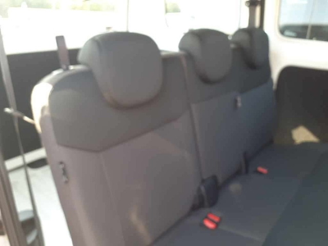 NISSAN NV200 2024