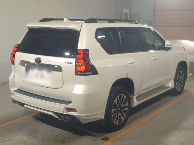TOYOTA LAND CRUISER PRADO 2022