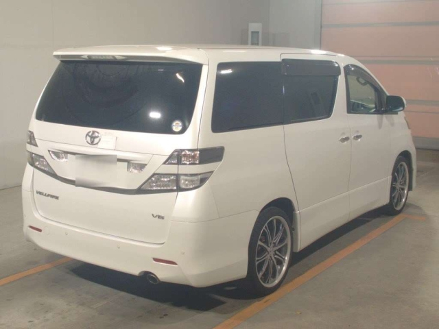 TOYOTA VELLFIRE 2010