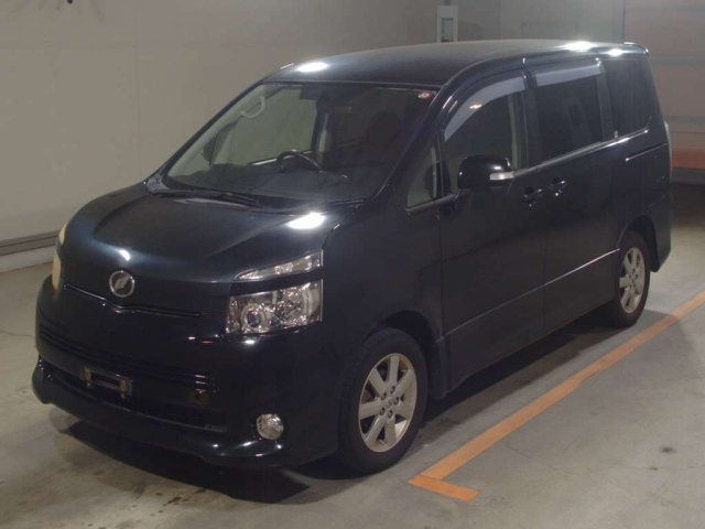 TOYOTA VOXY 2008