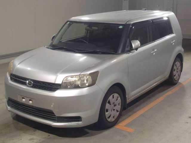 TOYOTA COROLLA RUMION 2010