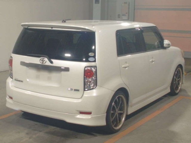 TOYOTA COROLLA RUMION 2011