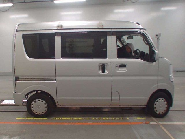 NISSAN CLIPPER VAN 2019