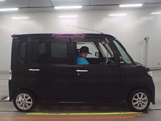 DAIHATSU TANTO 2008