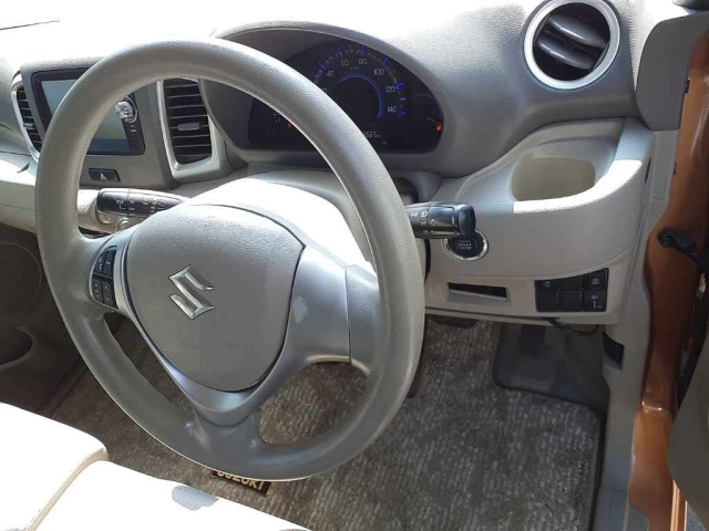 SUZUKI SPACIA 2013