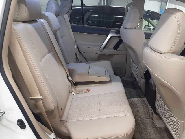TOYOTA LAND CRUISER PRADO 2022