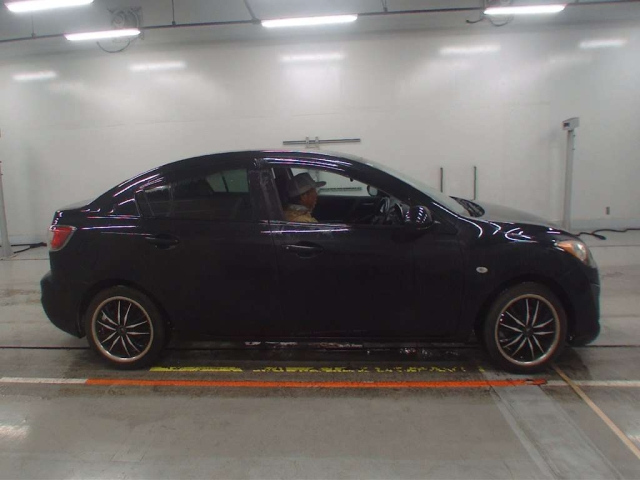 MAZDA AXELA 2009