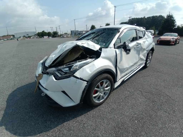 TOYOTA C-HR 2019