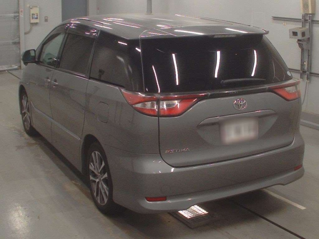 TOYOTA ESTIMA 2017