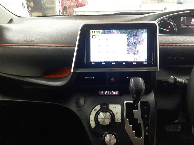 TOYOTA SIENTA 2020