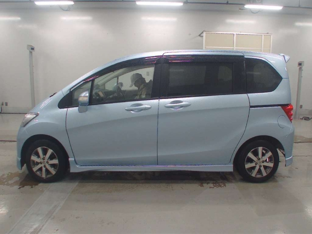 HONDA FREED 2008