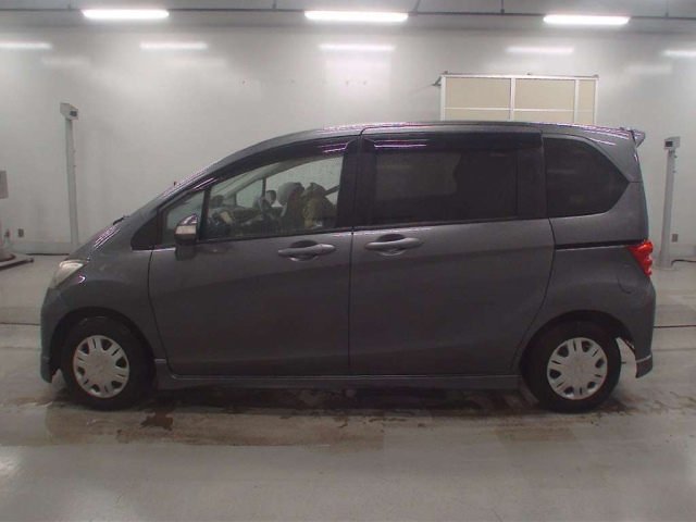 HONDA FREED 2008