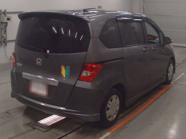 HONDA FREED 2008