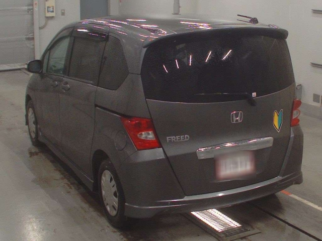 HONDA FREED 2008