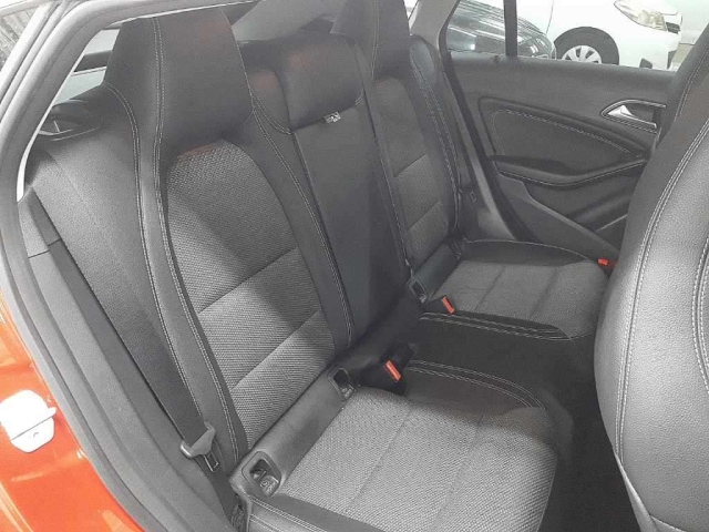 MERCEDES BENZ CLA CLASS 2017
