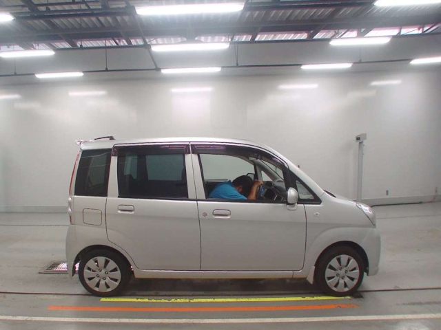 SUBARU STELLA 2011