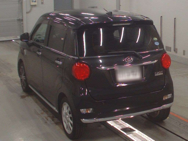 DAIHATSU CAST 2020