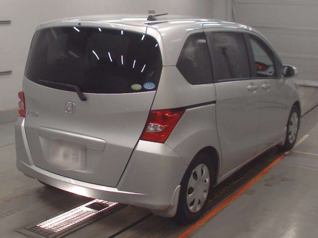 HONDA FREED 2008