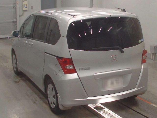 HONDA FREED 2008