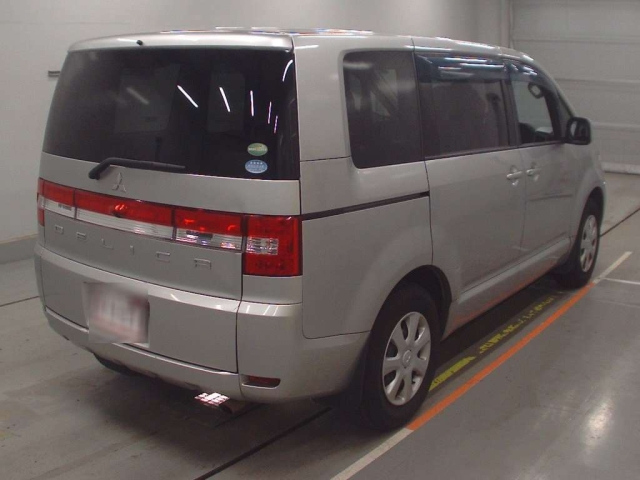 MITSUBISHI DELICA D5 2018