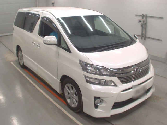 TOYOTA VELLFIRE 2011