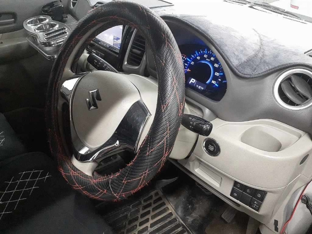 SUZUKI SPACIA 2015