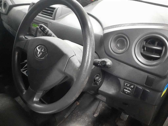 TOYOTA BB 2008